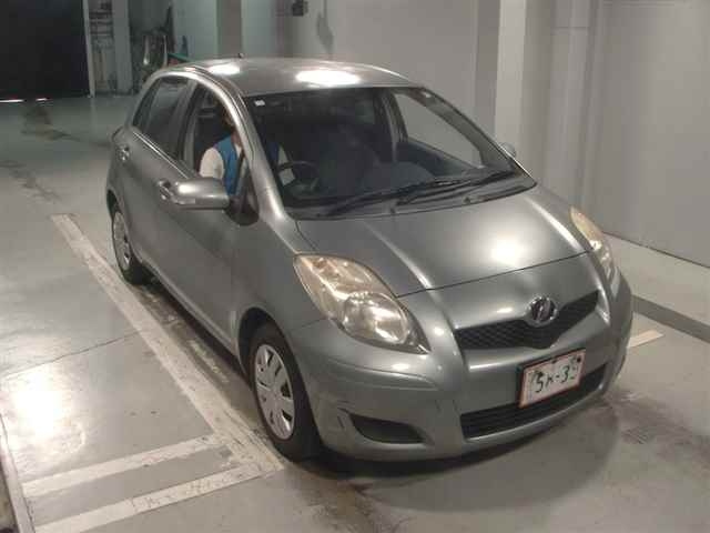 TOYOTA VITZ