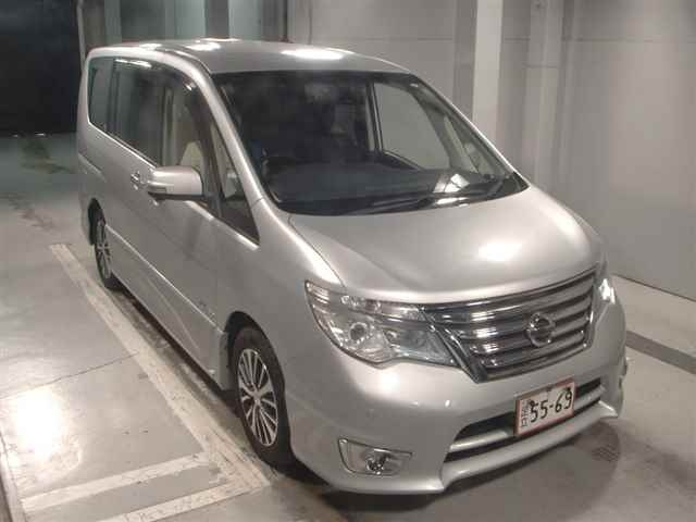 NISSAN SERENA