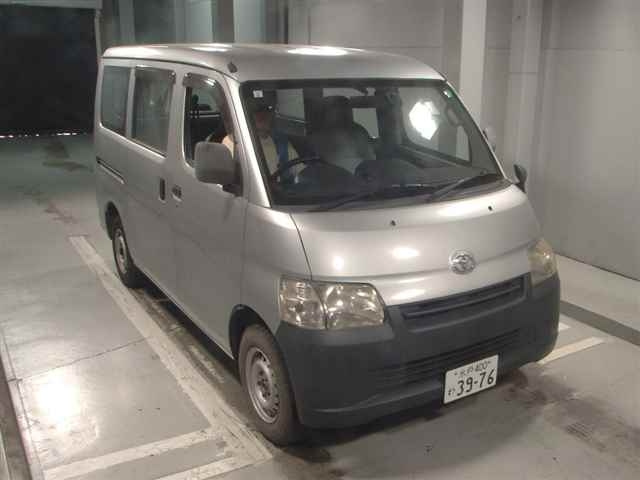 TOYOTA LITE ACE VAN