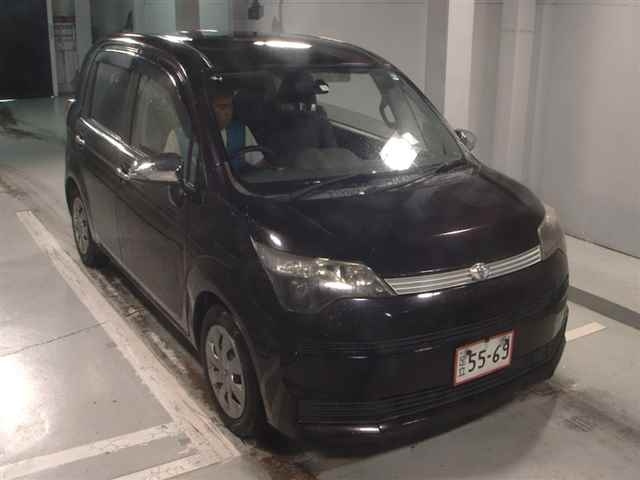 TOYOTA SPADE