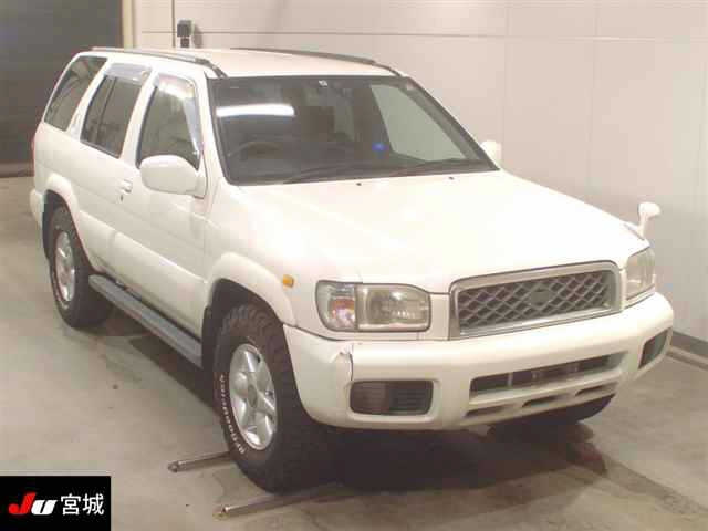 NISSAN TERRANO