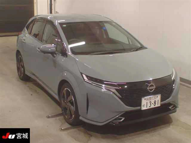 NISSAN AURA