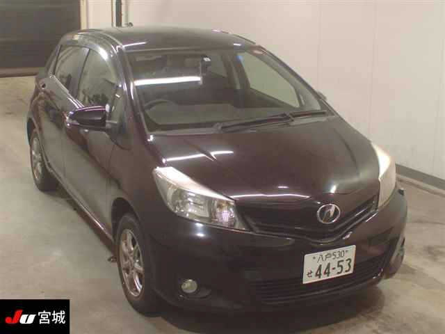 TOYOTA VITZ