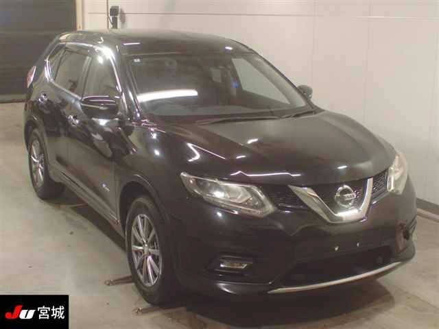 NISSAN X-TRAIL