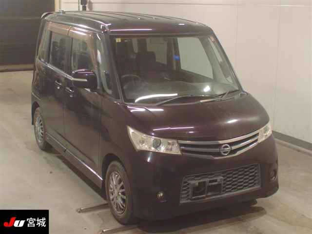 NISSAN ROOX