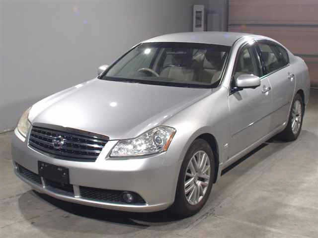 NISSAN FUGA