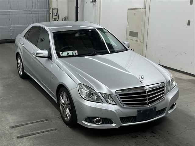 MERCEDES BENZ E CLASS