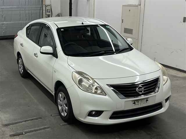 NISSAN LATIO