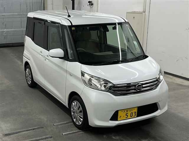 NISSAN DAYZ ROOX