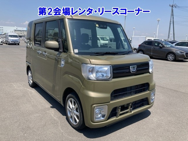DAIHATSU WAKE