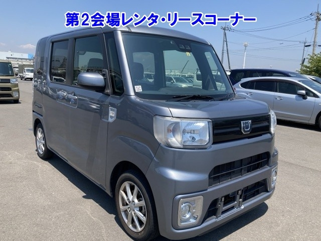 DAIHATSU WAKE