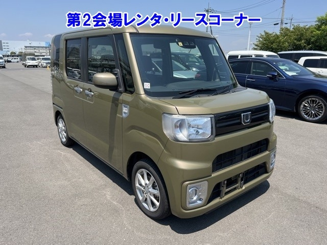 DAIHATSU WAKE