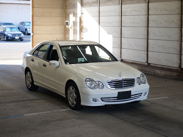 MERCEDES BENZ C CLASS