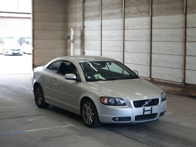 VOLVO C70 SERIES