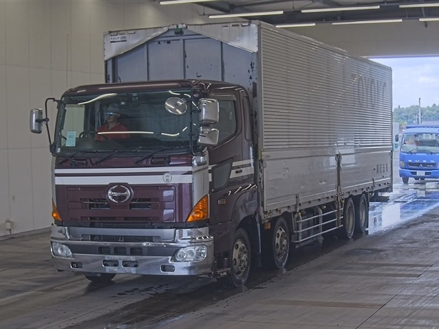 HINO TRUCK