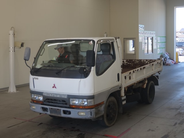 MITSUBISHI CANTER