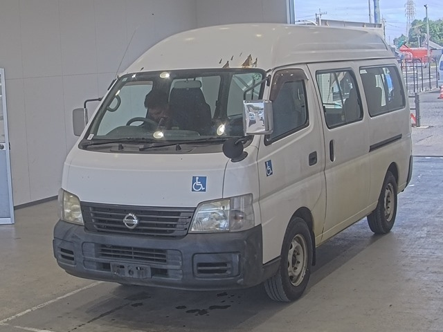 NISSAN CARAVAN BUS