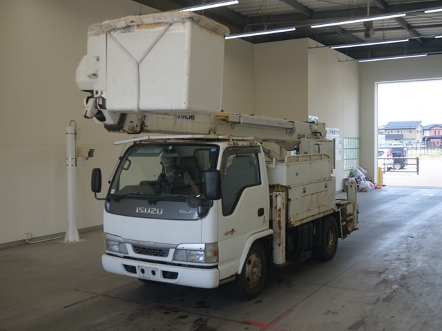 ISUZU ELF