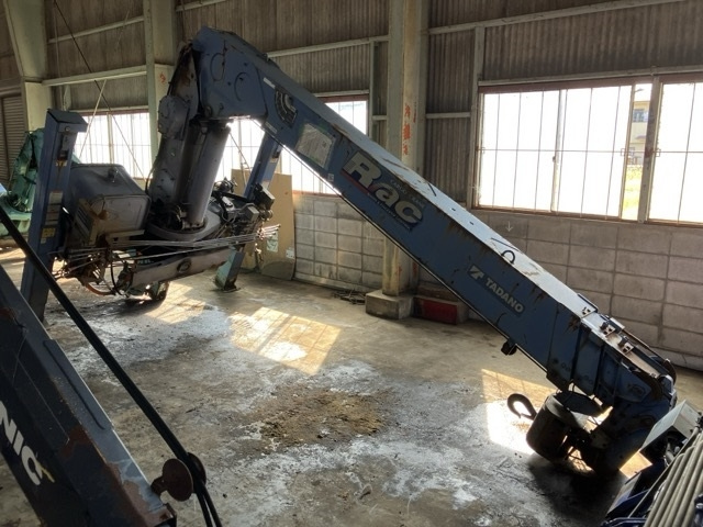 TADANO CRANE