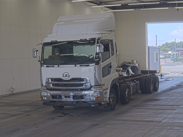 NISSAN UD SERIES