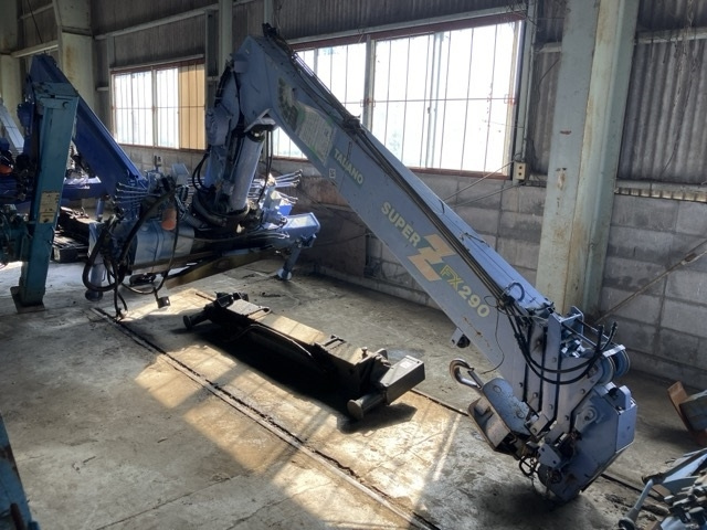 TADANO CRANE