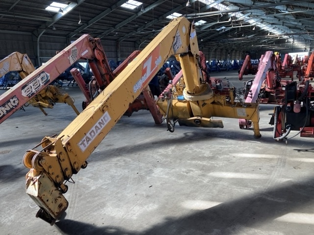 TADANO CRANE