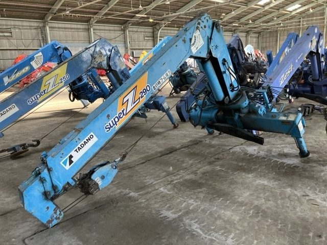TADANO CRANE