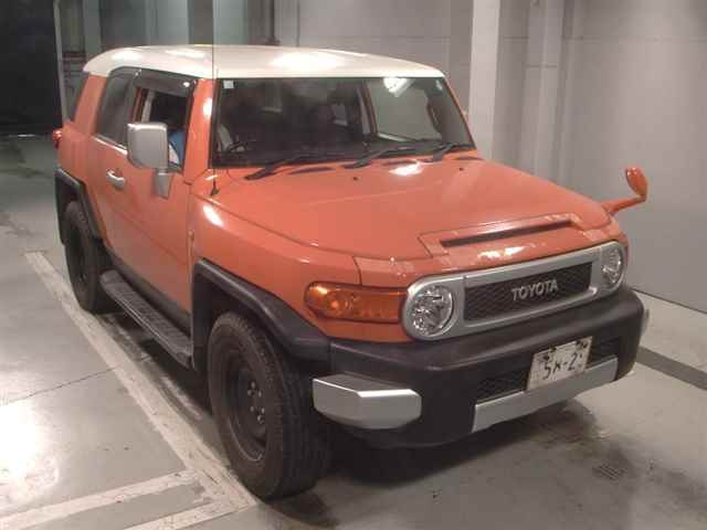 TOYOTA FJ CRUISER