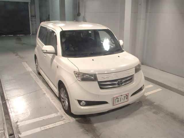 TOYOTA BB
