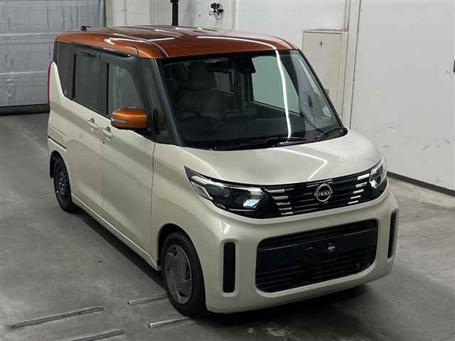 NISSAN ROOX