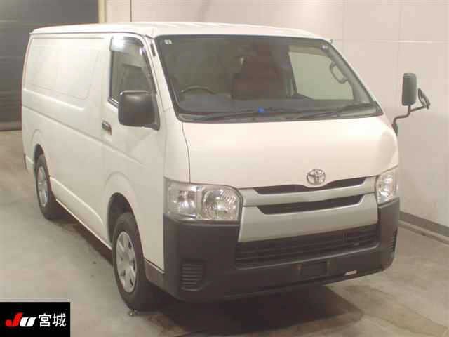 TOYOTA REGIUS ACE VAN
