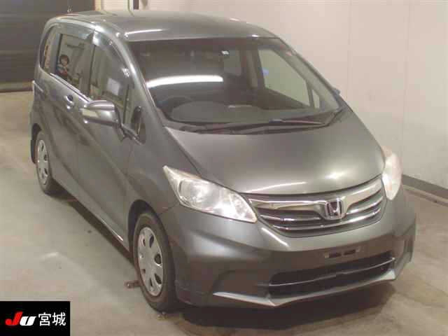 HONDA FREED
