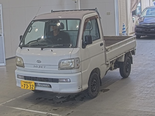 DAIHATSU HIJET TRUCK