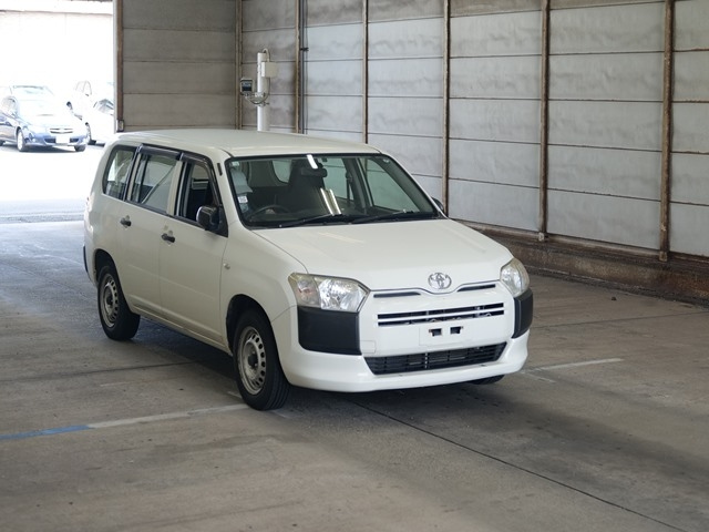 TOYOTA SUCCEED