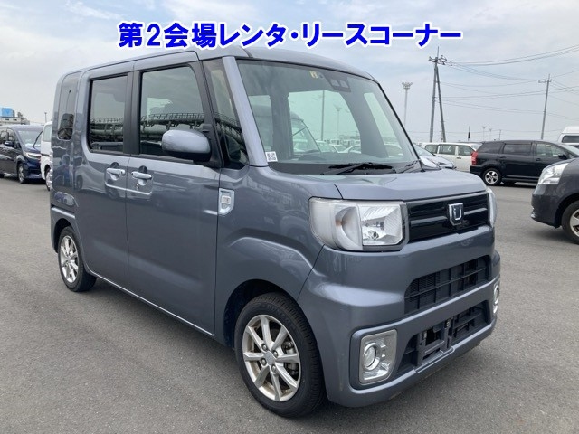 DAIHATSU WAKE