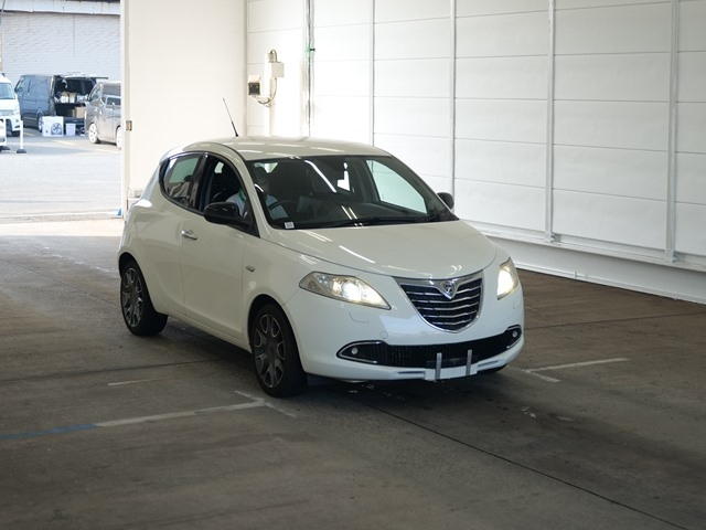 CHRYSLER YPSILON