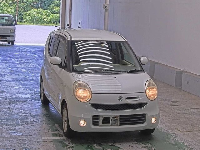 SUZUKI MRWAGON