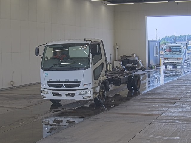 MITSUBISHI FUSO FIGHTER
