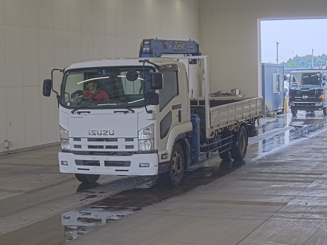 ISUZU FORWARD