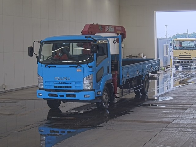 ISUZU FORWARD