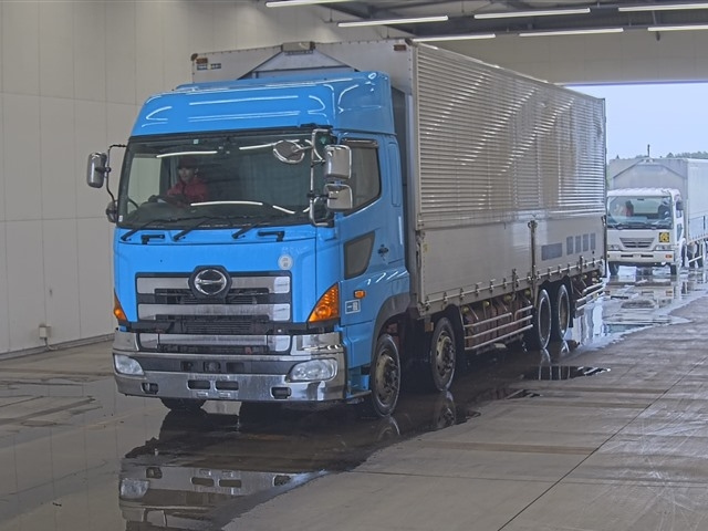 HINO TRUCK