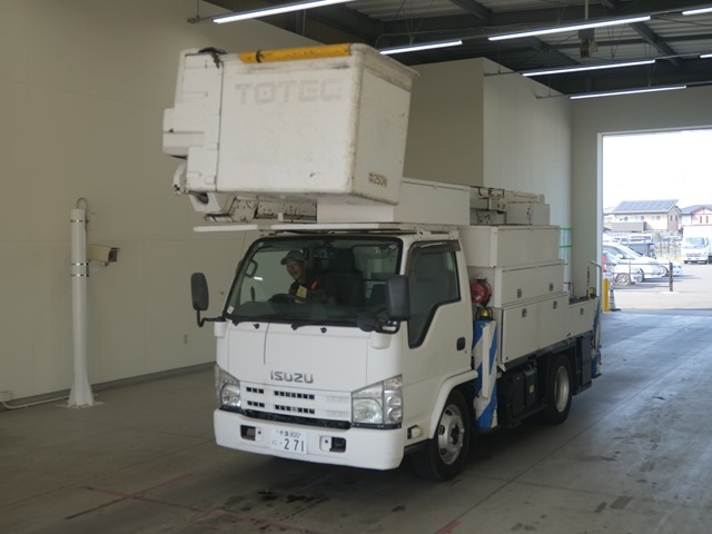 ISUZU ELF