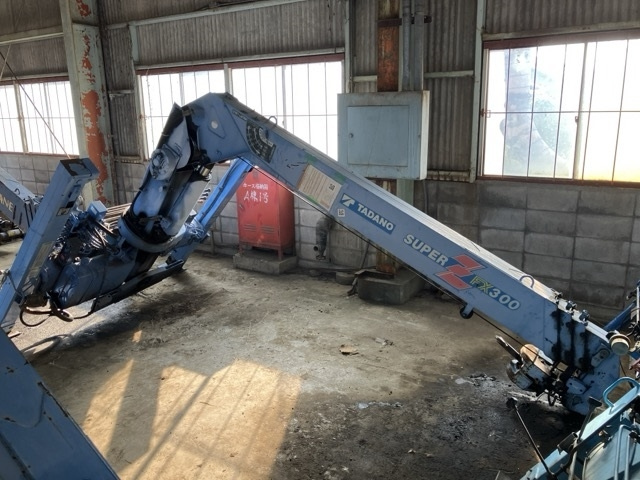 TADANO CRANE