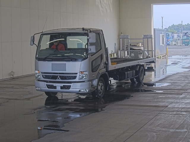 MITSUBISHI FUSO FIGHTER