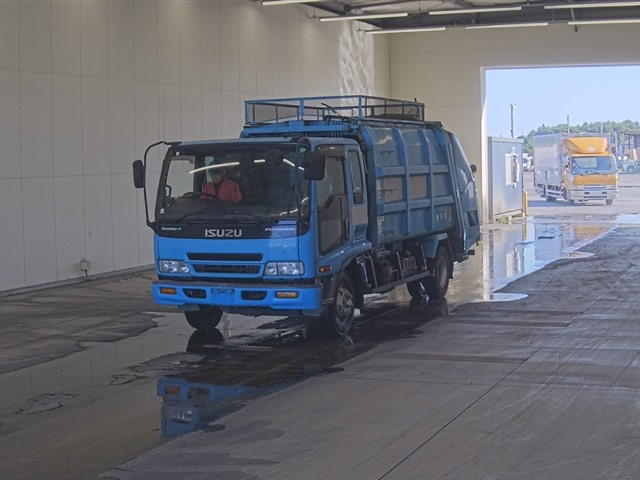 ISUZU FORWARD
