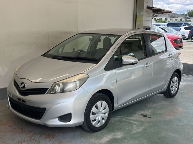 TOYOTA VITZ