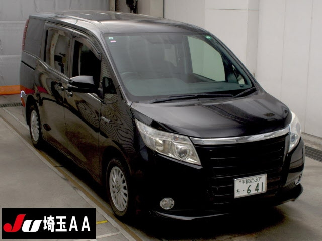 TOYOTA NOAH