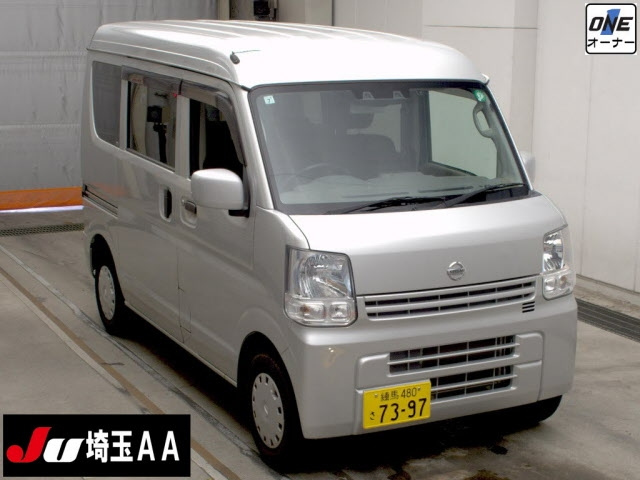 NISSAN CLIPPER VAN