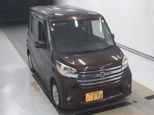 NISSAN DAYZ ROOX