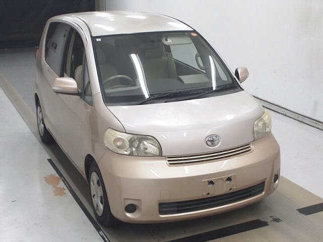 TOYOTA PORTE
